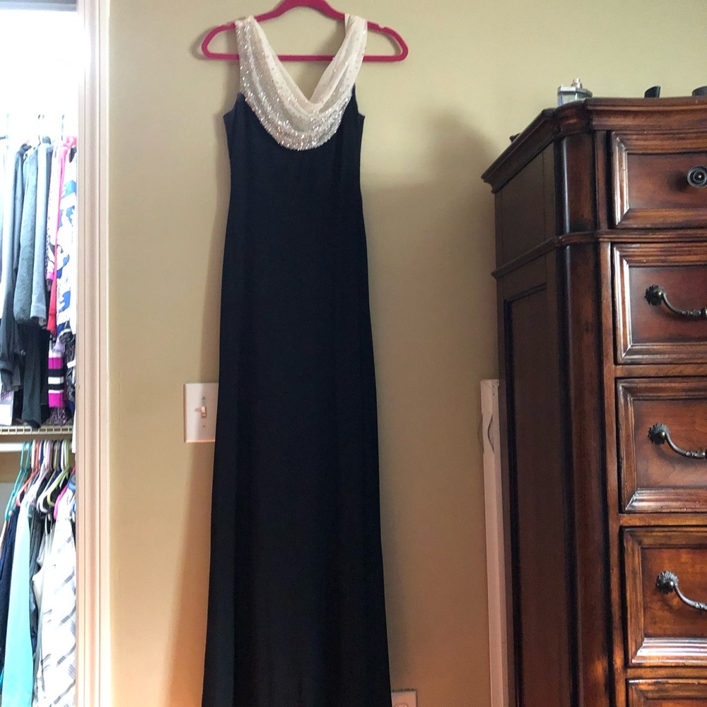 Another sexy black dress!
